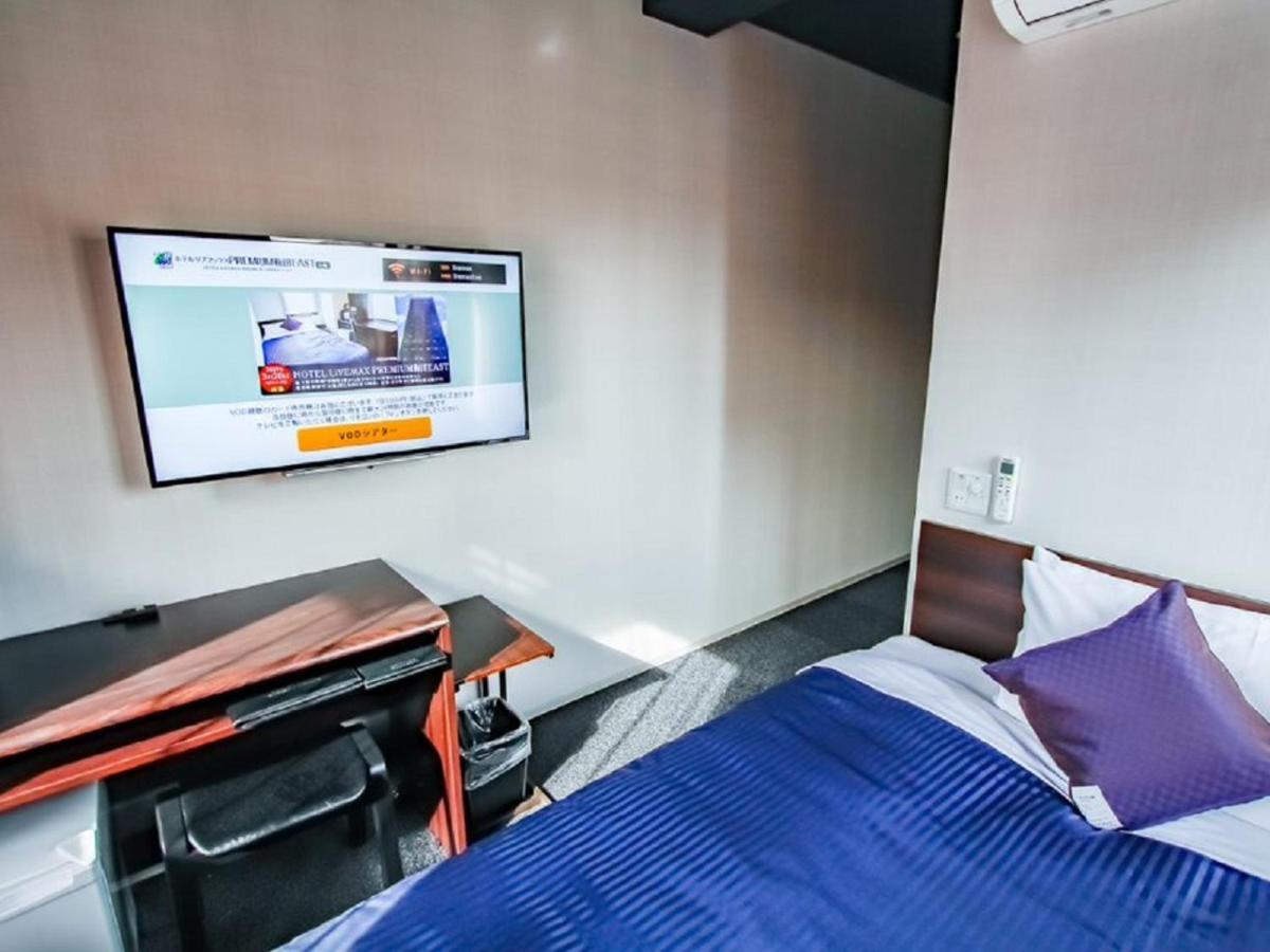 HOTEL LiVEMAX PREMIUM Umeda EAST Osaka Exterior foto